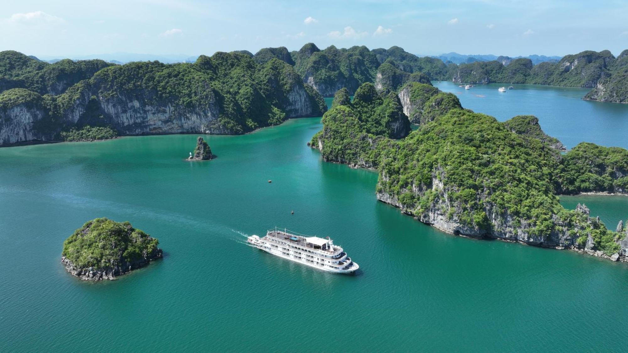 Paradise Grand Cruise - Lan Ha Bay ها لونغ المظهر الخارجي الصورة